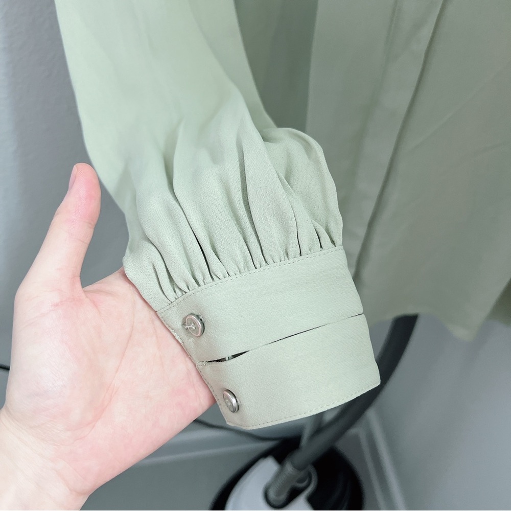 REISS Noa Cutout Detail Blouse - Picture 6 of 11